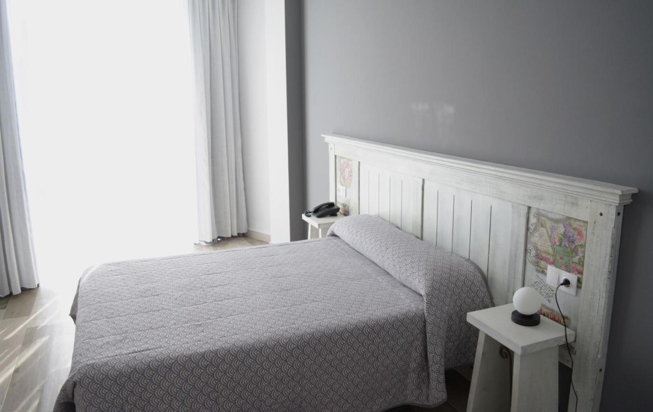 Hotel Mica Palas de Rei Zewnętrze zdjęcie
